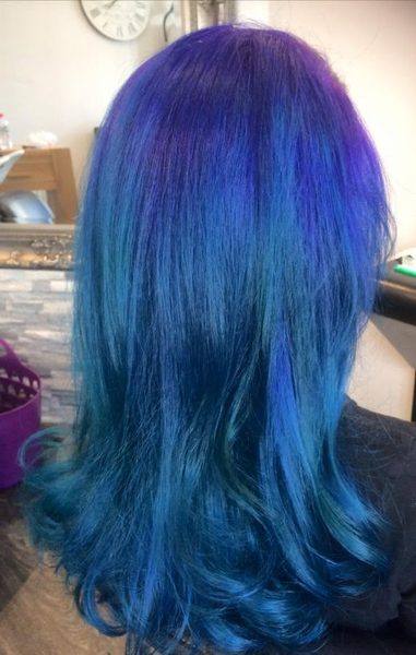 Vivid blue to teal ombre colour